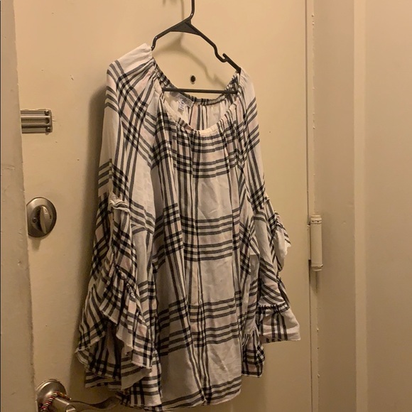 Top - Picture 3 of 4